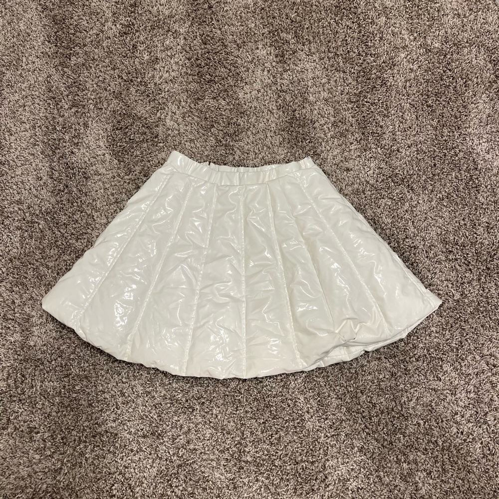 shane justin bubble skirt, like new condition.